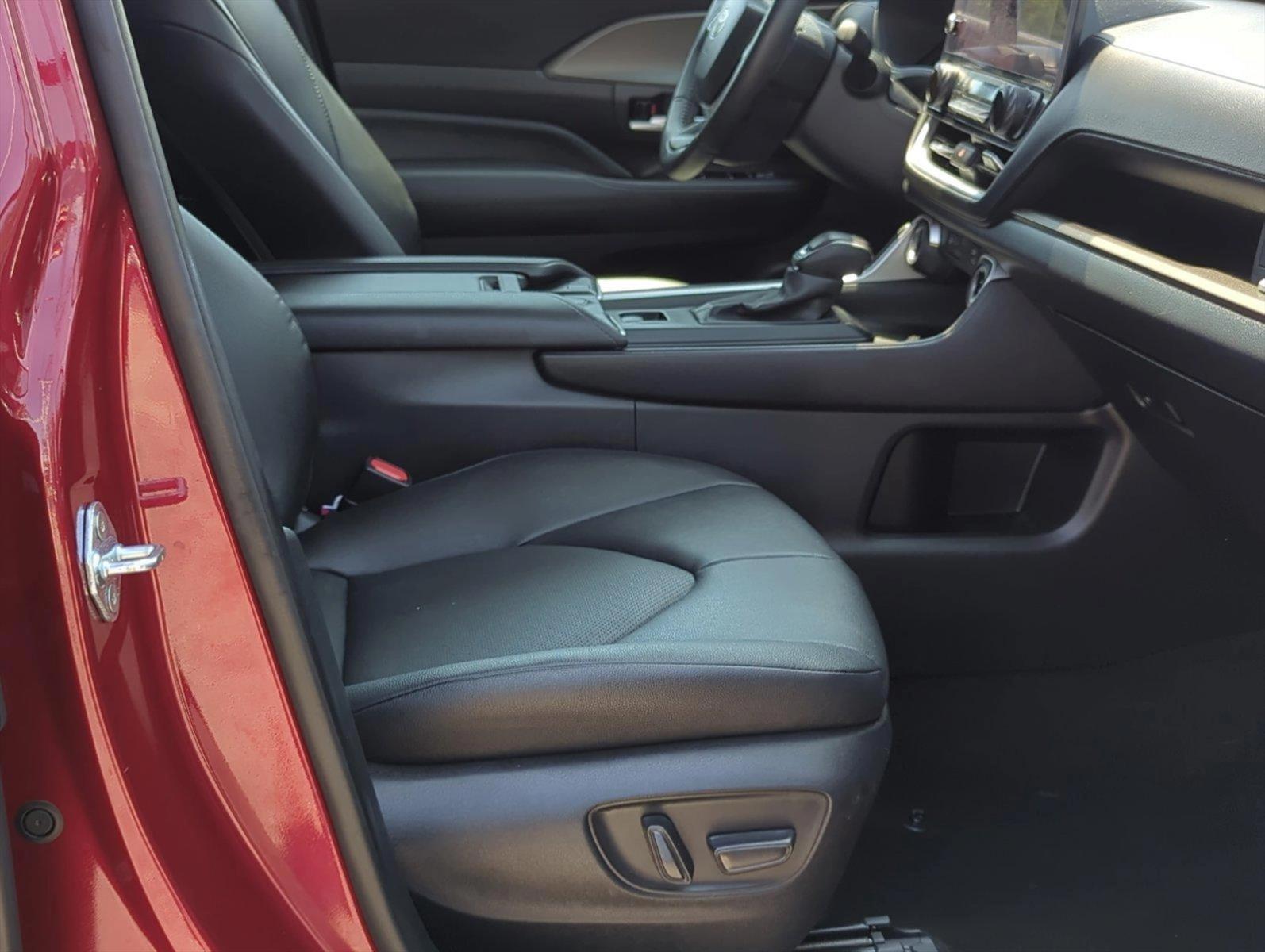 2024 Toyota Grand Highlander Vehicle Photo in Ft. Myers, FL 33907
