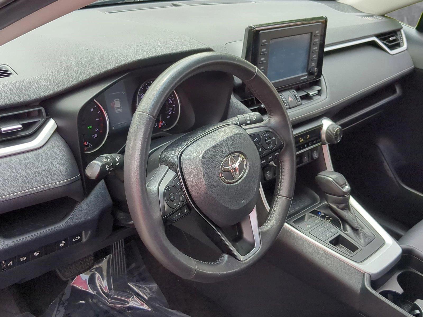 2020 Toyota RAV4 Vehicle Photo in West Palm Beach, FL 33417