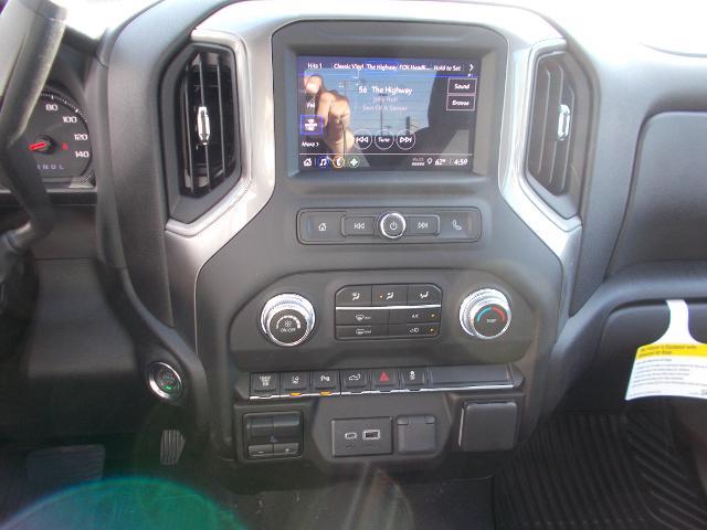 2025 GMC Sierra 3500HD Vehicle Photo in LOWELL, MA 01852-4336