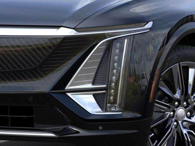 2025 Cadillac LYRIQ Vehicle Photo in BETHLEHEM, PA 18017-9401