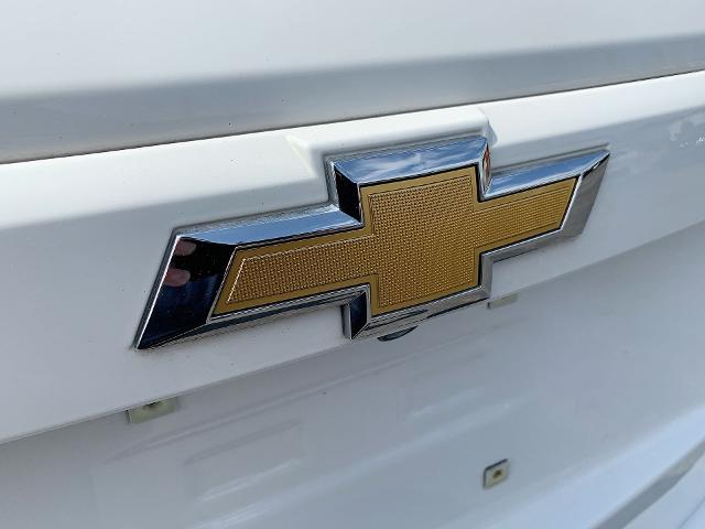 2022 Chevrolet Trax Vehicle Photo in MOON TOWNSHIP, PA 15108-2571