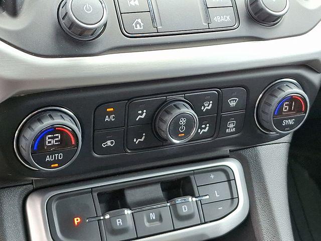 2023 GMC Acadia Vehicle Photo in DANBURY, CT 06810-5034