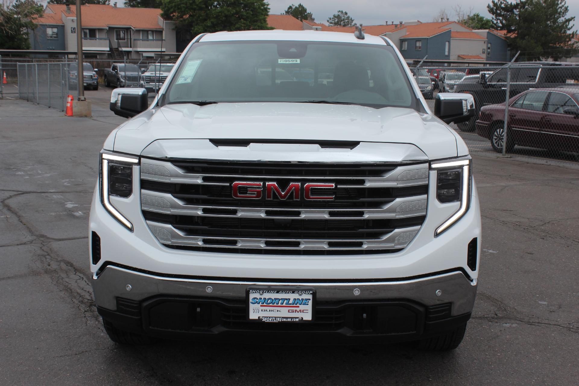 2025 GMC Sierra 1500 Vehicle Photo in AURORA, CO 80012-4011