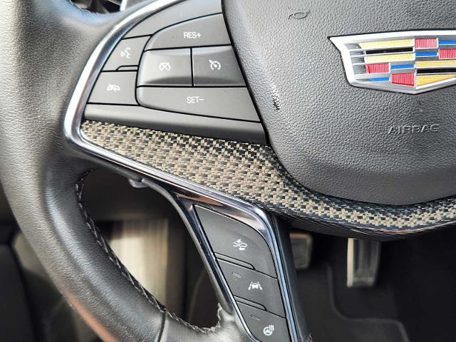 2022 Cadillac XT5 Vehicle Photo in DENTON, TX 76210-9321