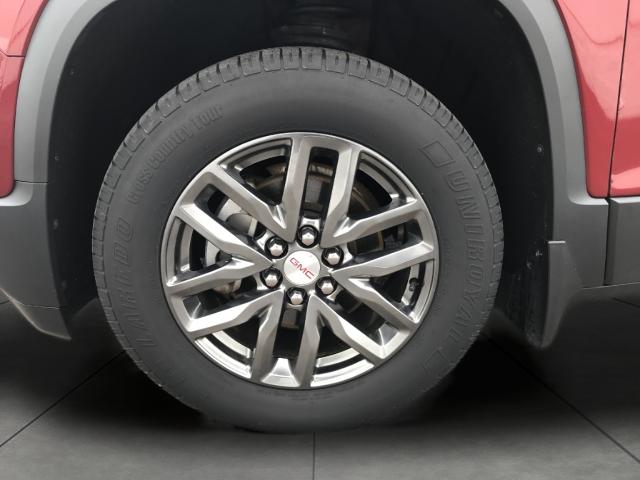 2017 GMC Acadia Vehicle Photo in GREEN BAY, WI 54303-3330