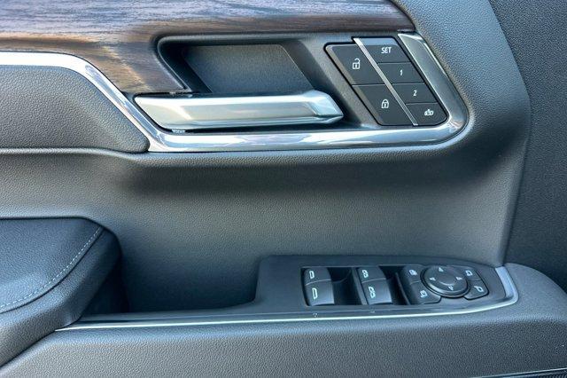 2025 GMC Sierra 1500 Vehicle Photo in STOCKTON, CA 95212-2838