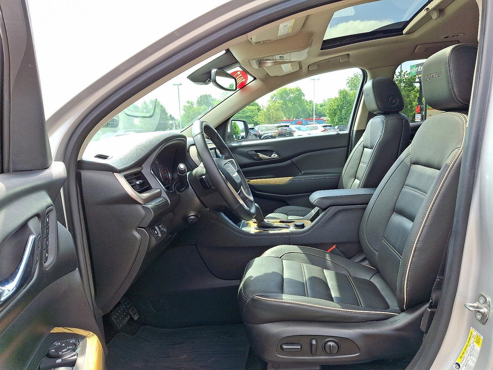 2017 GMC Acadia Vehicle Photo in Trevose, PA 19053