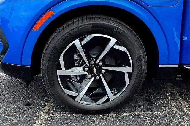 2025 Chevrolet Equinox EV Vehicle Photo in KANSAS CITY, MO 64114-4502