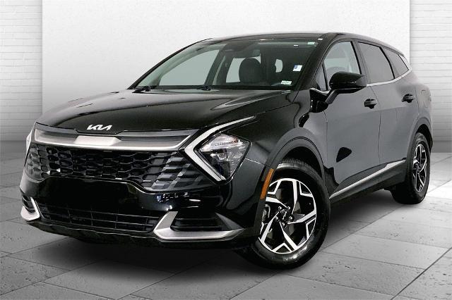 2023 Kia Sportage Vehicle Photo in Lees Summit, MO 64086