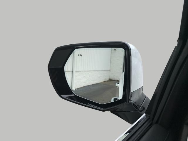 2024 GMC Yukon XL Vehicle Photo in GREEN BAY, WI 54303-3330