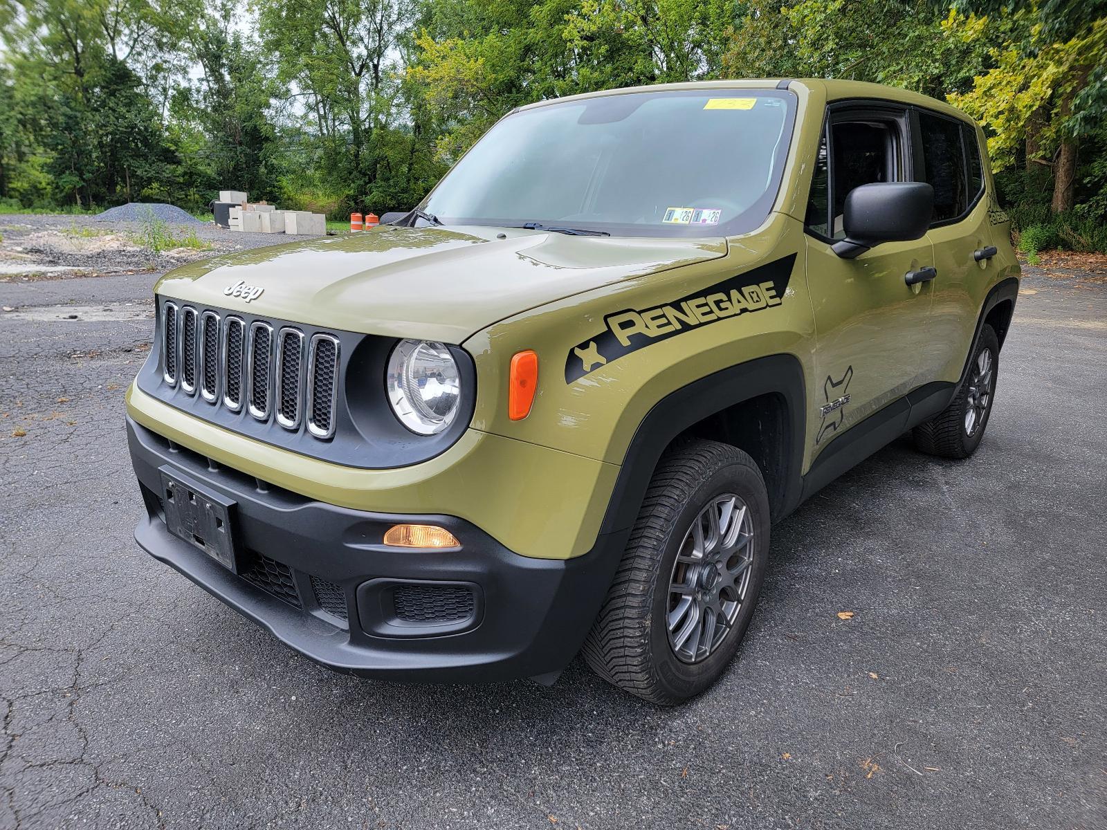 2015 Jeep Renegade Vehicle Photo in Harrisburg, PA 17111