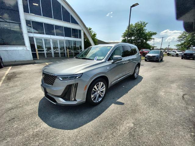 2024 Cadillac XT6 Vehicle Photo in WILLIAMSVILLE, NY 14221-2883