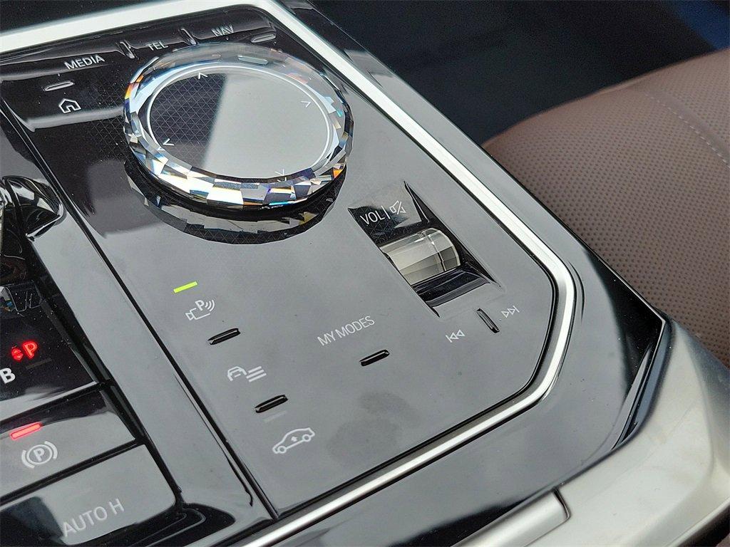 2024 BMW i7 Vehicle Photo in Muncy, PA 17756