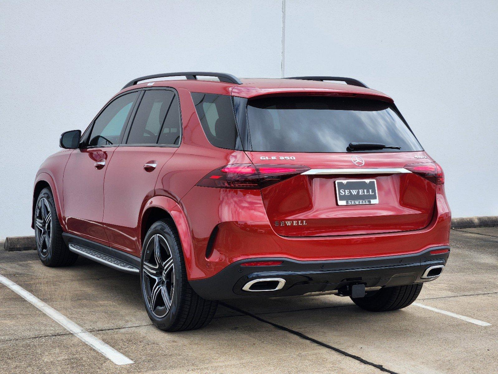 2025 Mercedes-Benz GLE Vehicle Photo in HOUSTON, TX 77079