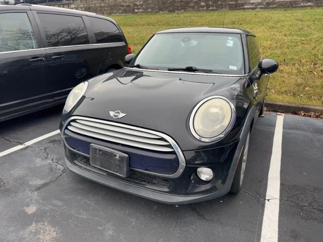 Used 2015 MINI Cooper Base with VIN WMWXM5C56FT938760 for sale in O'fallon, MO