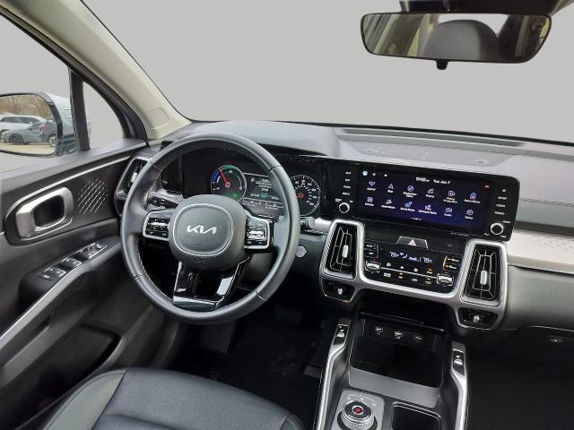 2022 Kia Sorento Hybrid Vehicle Photo in Appleton, WI 54914