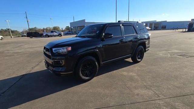 2019 Toyota 4Runner Vehicle Photo in CROSBY, TX 77532-9157