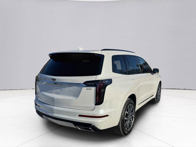 2025 Cadillac XT6 Vehicle Photo in LEOMINSTER, MA 01453-2952