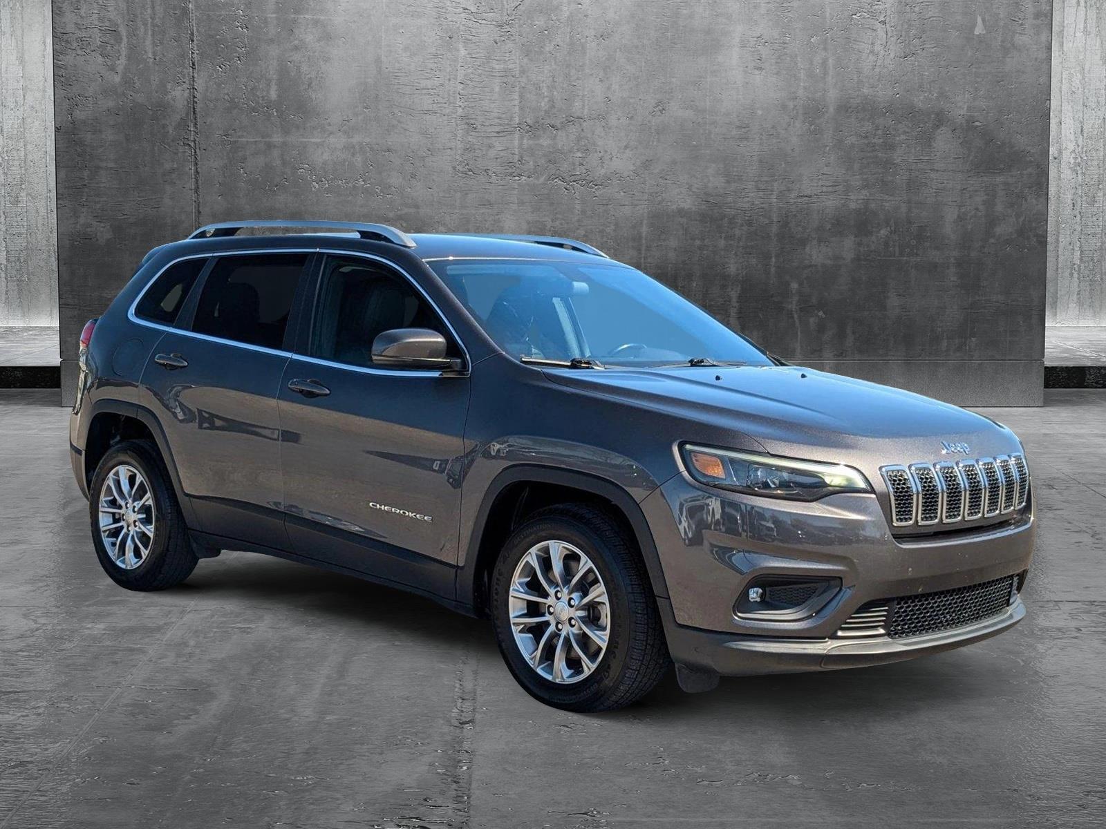 2019 Jeep Cherokee Vehicle Photo in St. Petersburg, FL 33713