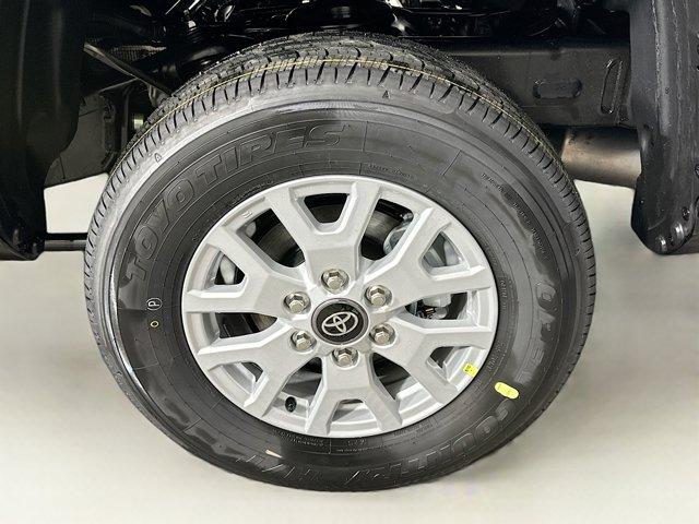 2025 Toyota Tacoma 4WD Vehicle Photo in Flemington, NJ 08822