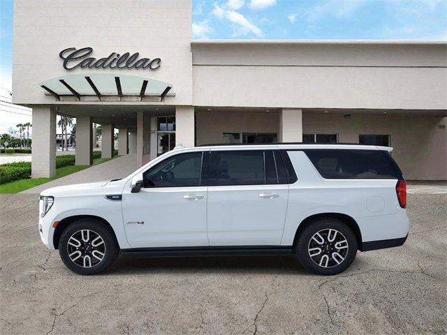 Used 2021 GMC Yukon XL AT4 with VIN 1GKS2HKD1MR172819 for sale in Fort Lauderdale, FL