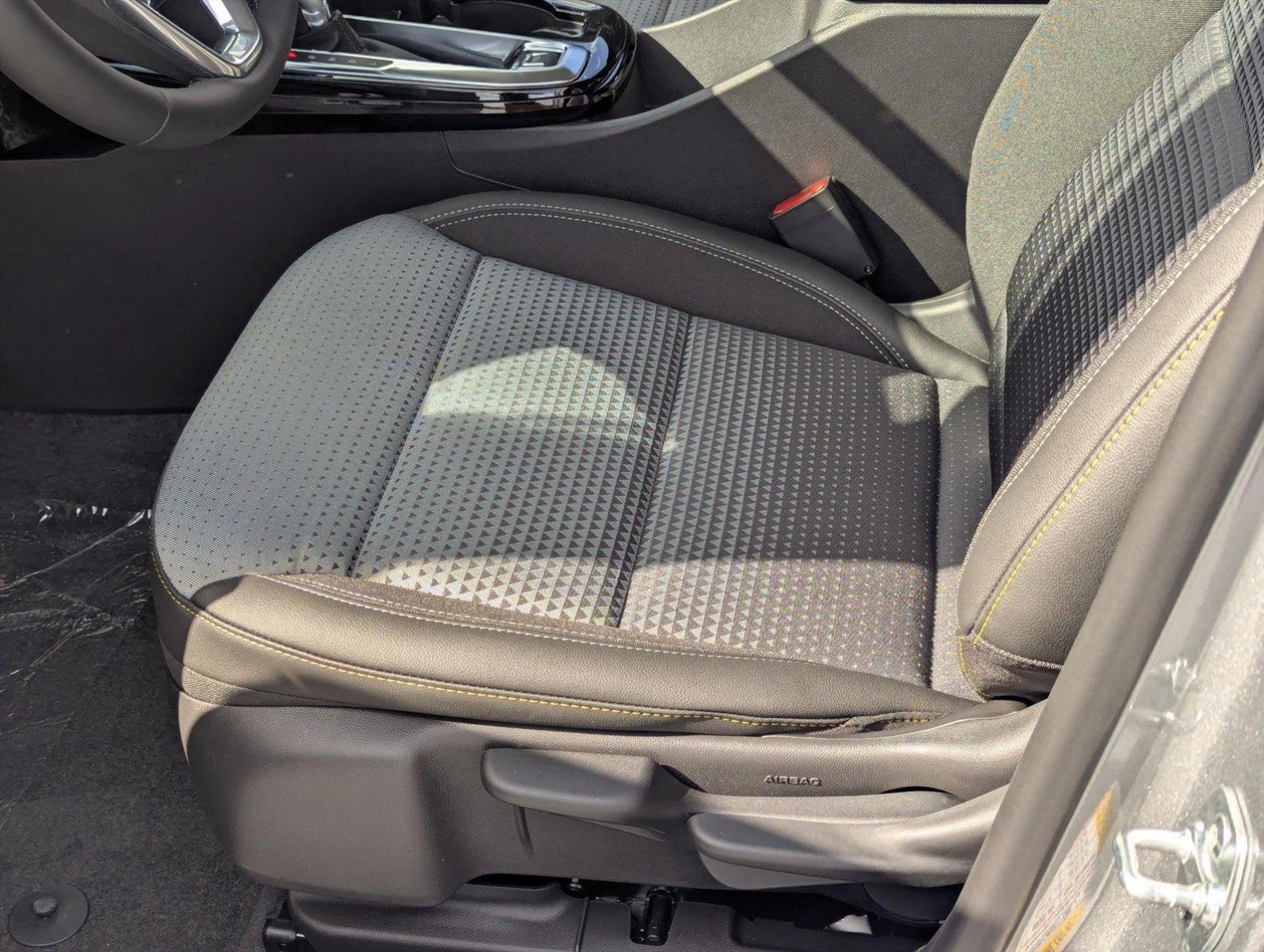 2025 Chevrolet Trax Vehicle Photo in PEMBROKE PINES, FL 33024-6534