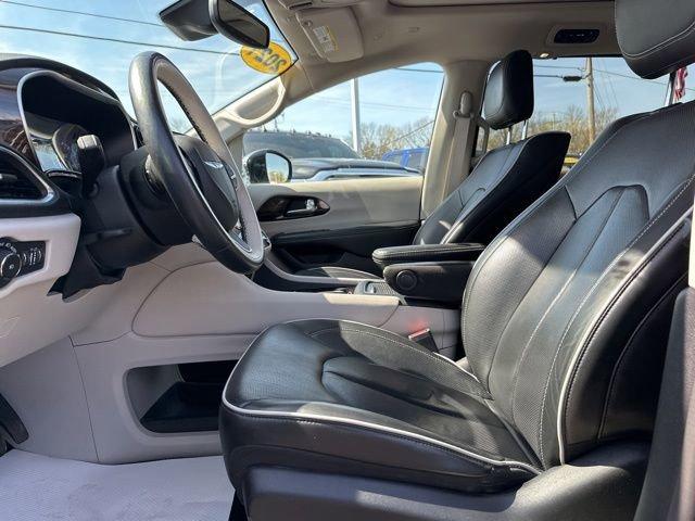2021 Chrysler Pacifica Vehicle Photo in MEDINA, OH 44256-9631