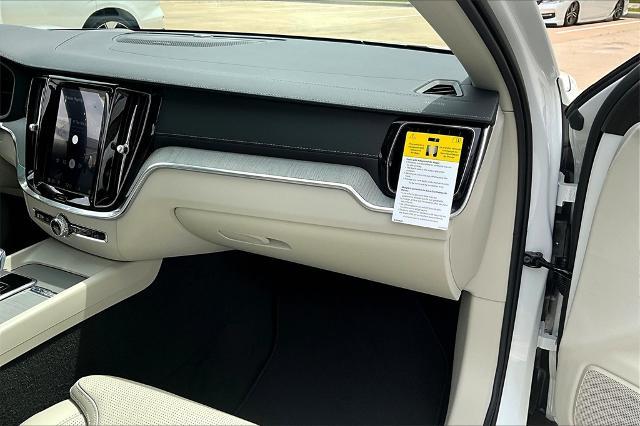 2025 Volvo V60 Cross Country Vehicle Photo in Houston, TX 77007