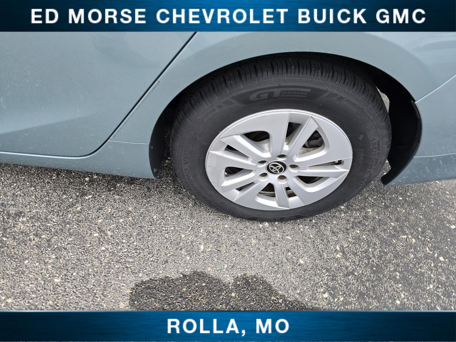 2016 Toyota Prius Vehicle Photo in Rolla, MO 65401