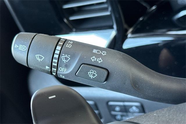 2024 GMC Sierra 1500 Vehicle Photo in ELK GROVE, CA 95757-8703