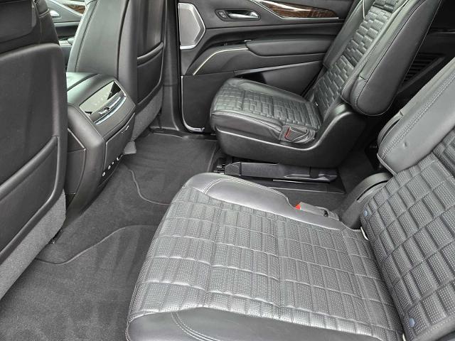 2021 Cadillac Escalade Vehicle Photo in DENTON, TX 76210-9321