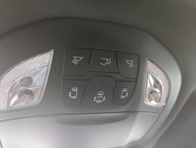 2025 Chrysler Pacifica Vehicle Photo in Oshkosh, WI 54901
