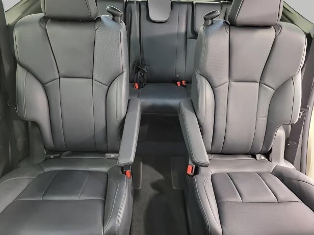 2024 Subaru Ascent Vehicle Photo in Green Bay, WI 54304