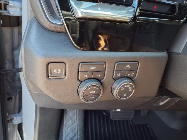 2024 Chevrolet Silverado 1500 Vehicle Photo in EMPORIA, VA 23847-1235