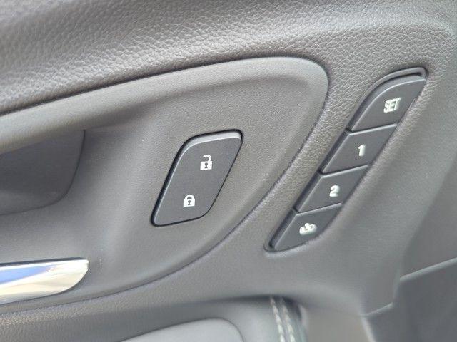 2023 Buick Encore GX Vehicle Photo in Pleasant Hills, PA 15236