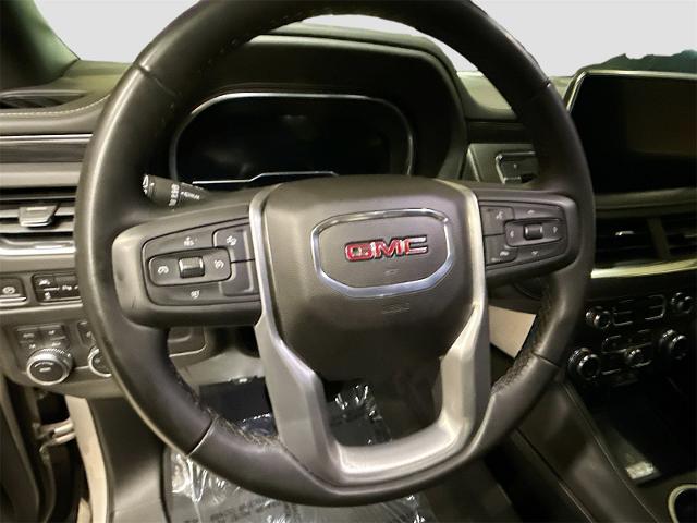 2023 GMC Yukon XL Vehicle Photo in EVERETT, WA 98203-5662