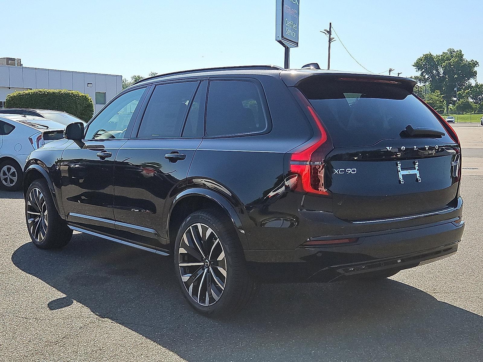 2026 Volvo XC90 Vehicle Photo in Trevose, PA 19053