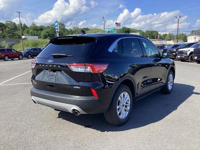 2022 Ford Escape Vehicle Photo in GARDNER, MA 01440-3110