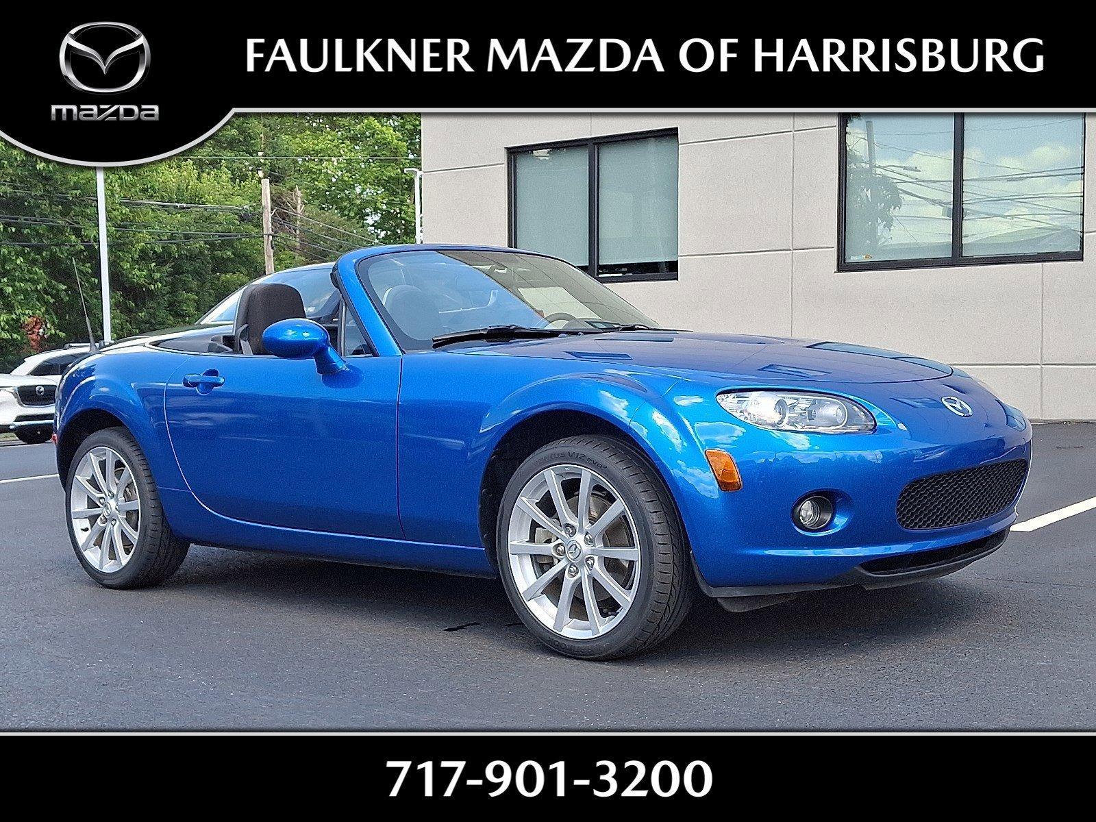 2006 Mazda MX-5 Miata Vehicle Photo in Harrisburg, PA 17111