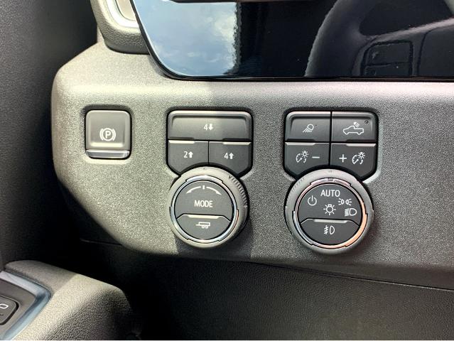 2025 Chevrolet Silverado 2500 HD Vehicle Photo in BEAUFORT, SC 29906-4218