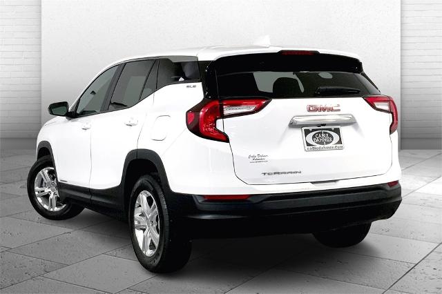 2024 GMC Terrain Vehicle Photo in Lees Summit, MO 64086