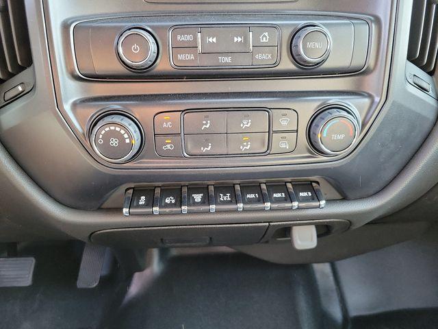 2024 Chevrolet Silverado 5500 HD Vehicle Photo in DANBURY, CT 06810-5034