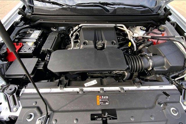 2024 Chevrolet Colorado Vehicle Photo in KANSAS CITY, MO 64114-4502