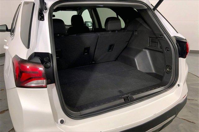 2024 Chevrolet Equinox Vehicle Photo in INDEPENDENCE, MO 64055-1314