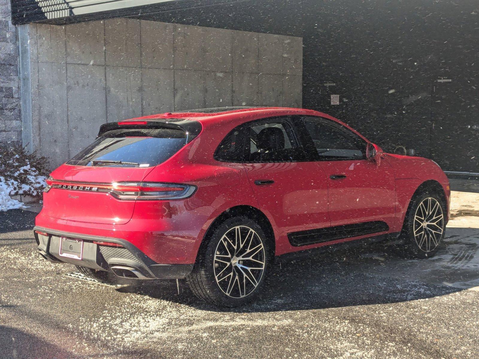 2024 Porsche Macan Vehicle Photo in Towson, MD 21204