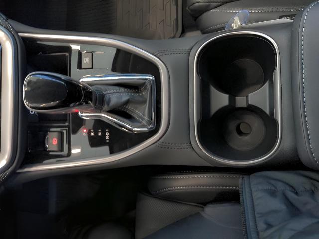 2025 Subaru Outback Vehicle Photo in Green Bay, WI 54304