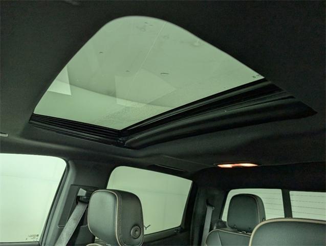 2023 GMC Canyon Vehicle Photo in ENGLEWOOD, CO 80113-6708