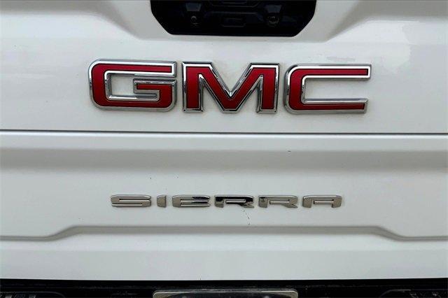 2024 GMC Sierra 2500 HD Vehicle Photo in TOPEKA, KS 66609-0000