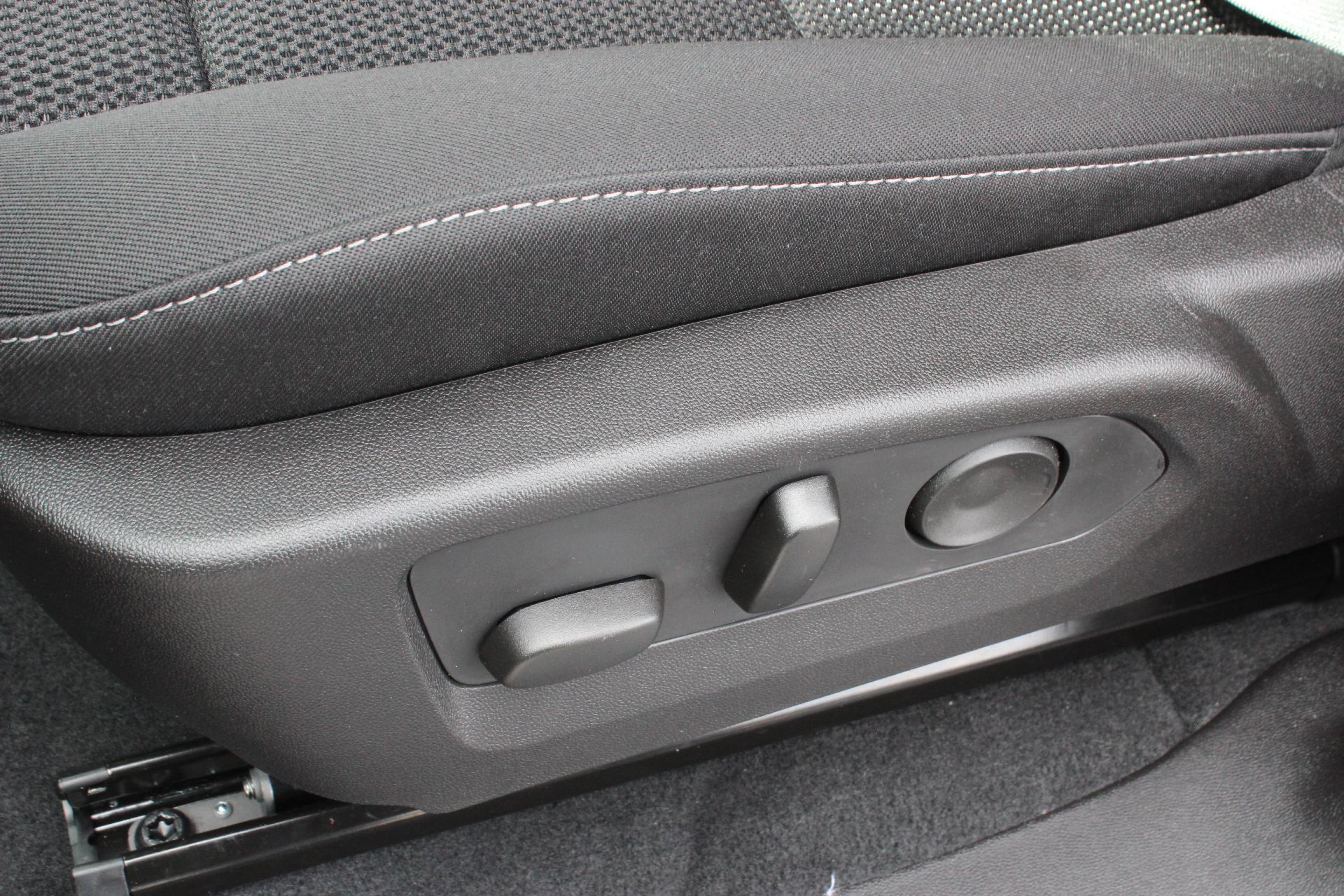 2025 GMC Canyon Vehicle Photo in AURORA, CO 80012-4011
