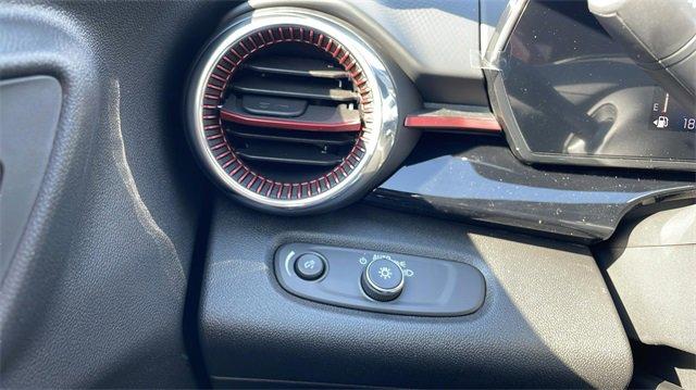 2025 Chevrolet Trax Vehicle Photo in THOMPSONTOWN, PA 17094-9014